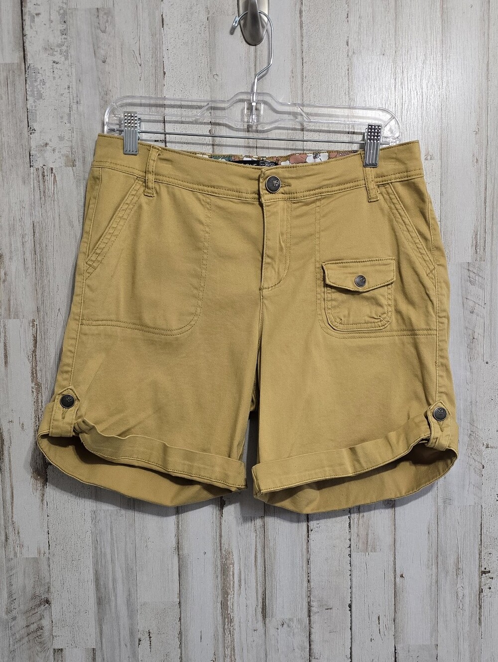 One 5 One Mustard Yellow Rolled Cuff Mid Rise Utility Shorts Size 10/30